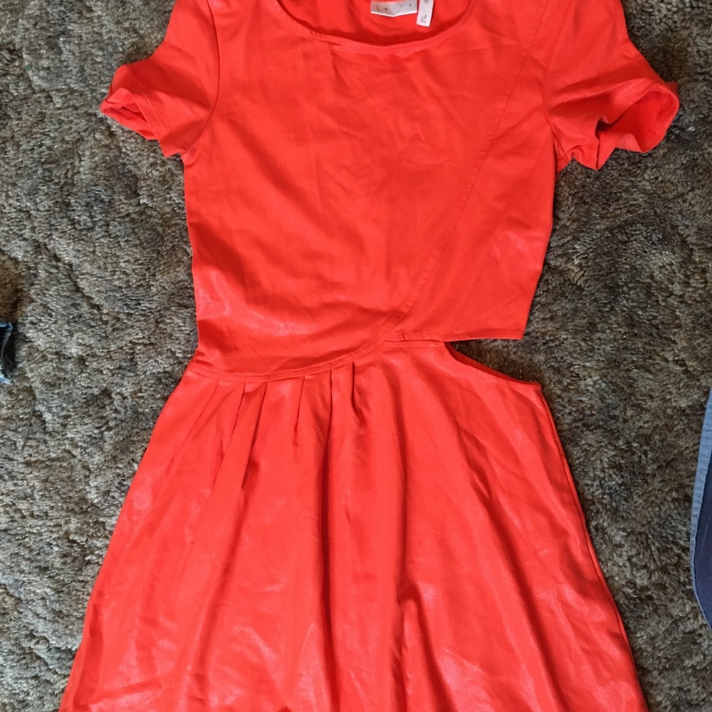 Sexy summer no shoulder dress
